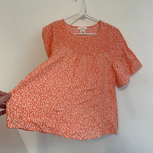 URBAN ROMANTICS URBAN OUTFITTERS UO Orange Speckled Short Sleeve Smocked Blouse - Picture 6 of 9